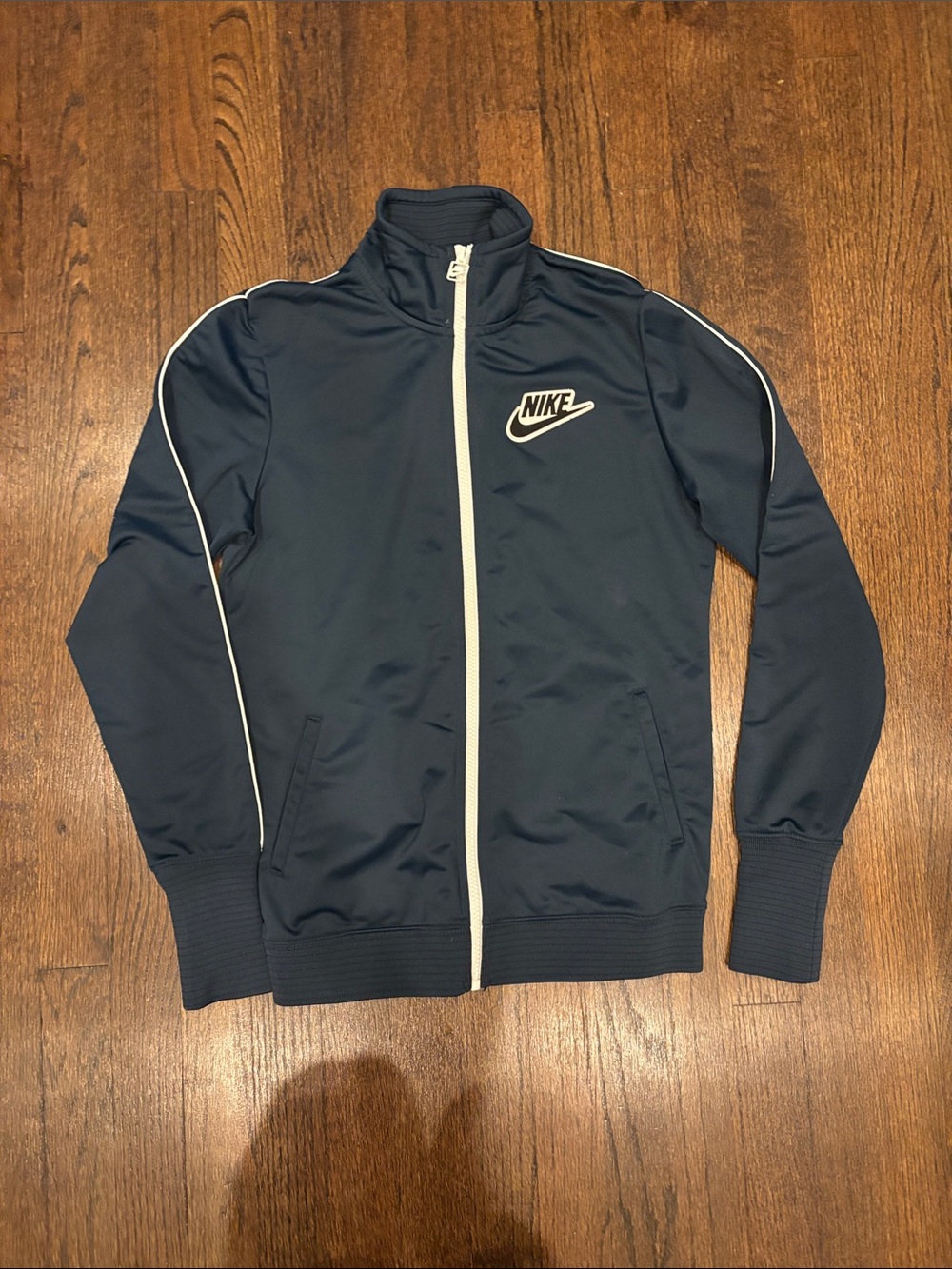 Nike tracksuit set - Picture 5 of 7